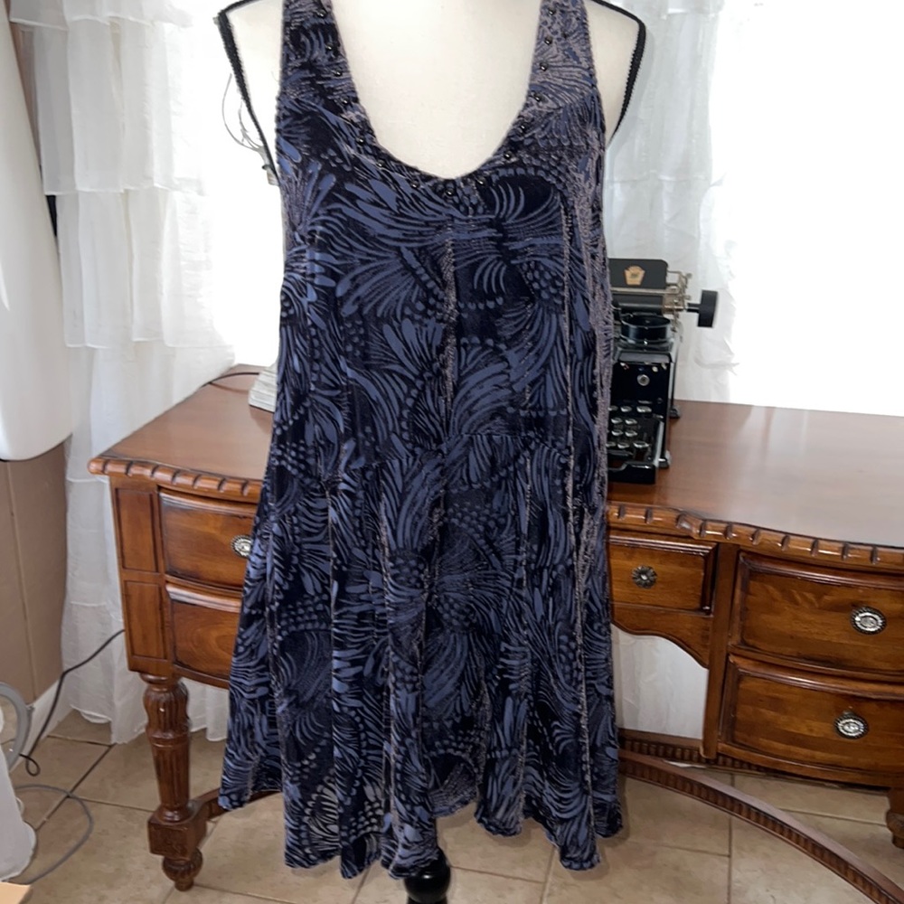 NWOT Free People dark blue and black velvet floral print dress with stud accents